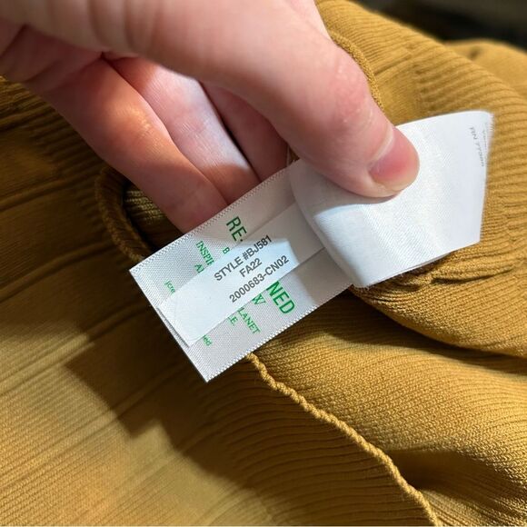 J. Crew Supersculpt V-Neck Cardigan Sweater Size XL Stretch Casual Fall - Picture 9 of 10